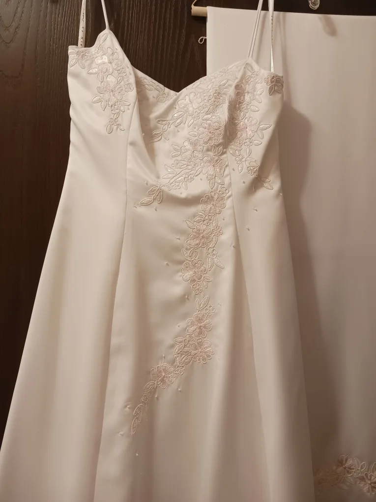 bridal dress thumbnail