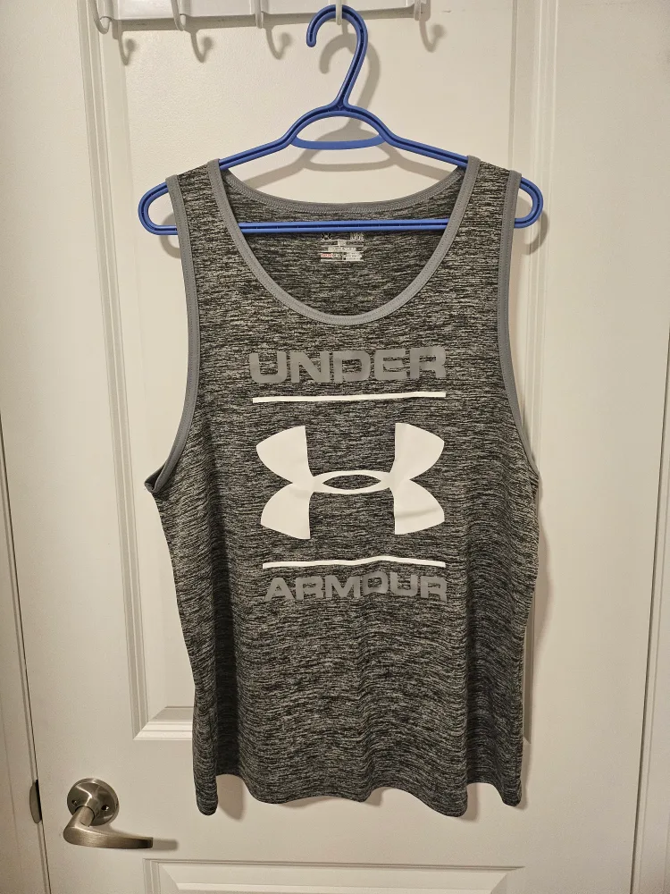 Under Armour HeatGear Tank Top - Size Large thumbnail