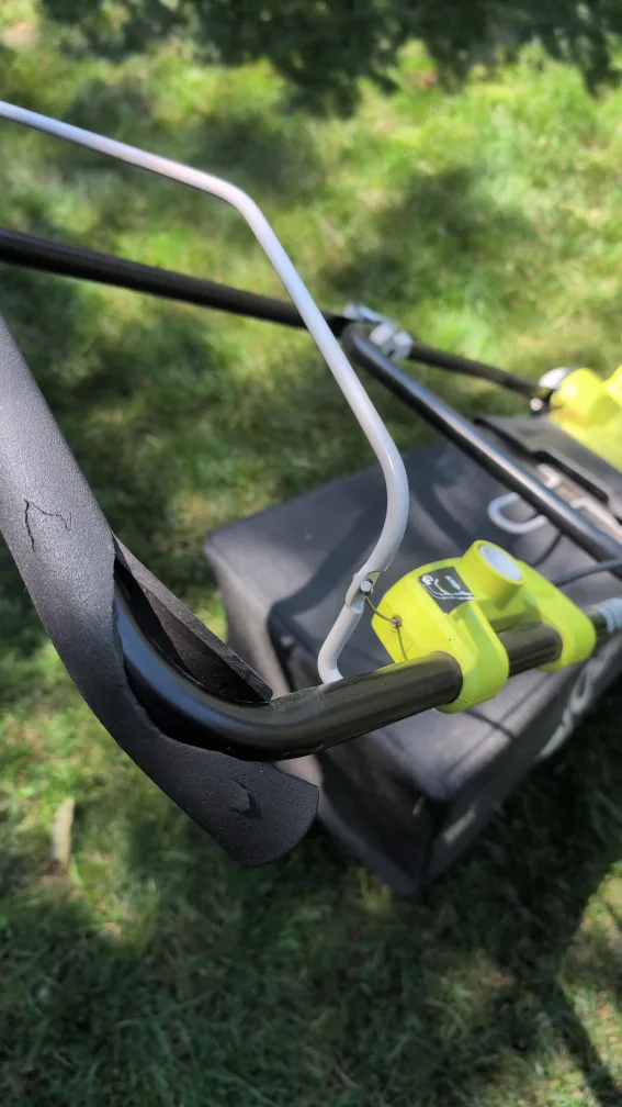 Ryobi RY40100 16 inch Cordless Electric Push Lawn Mower image indicator(5)