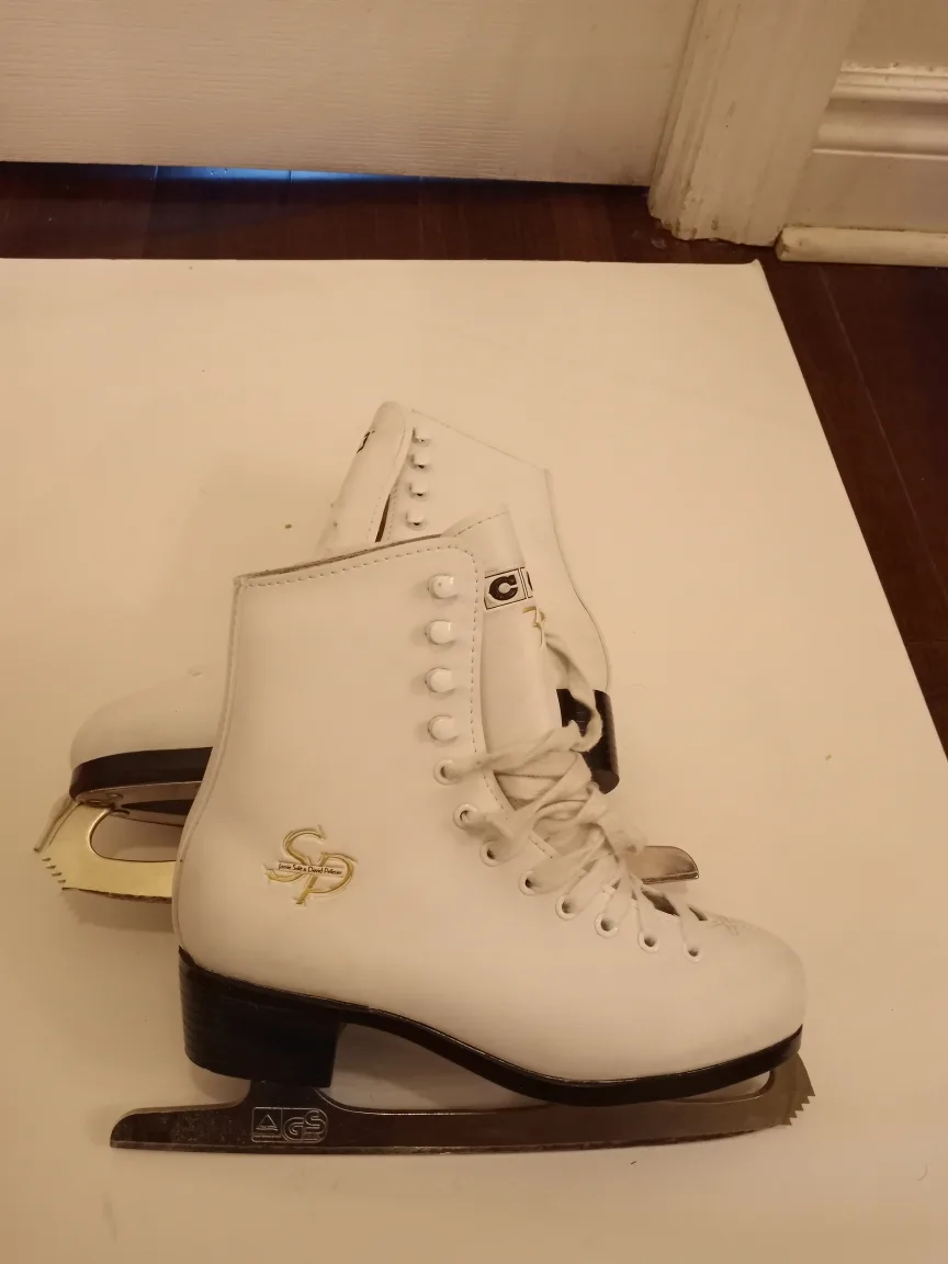 SP Jennie Todd David Ice Skates - Size 4 thumbnail