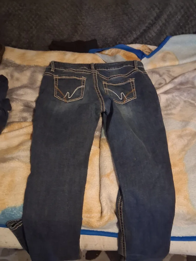 Warehouse One Mid Rise Skinny Jeans - Size 30/Long image indicator(4)