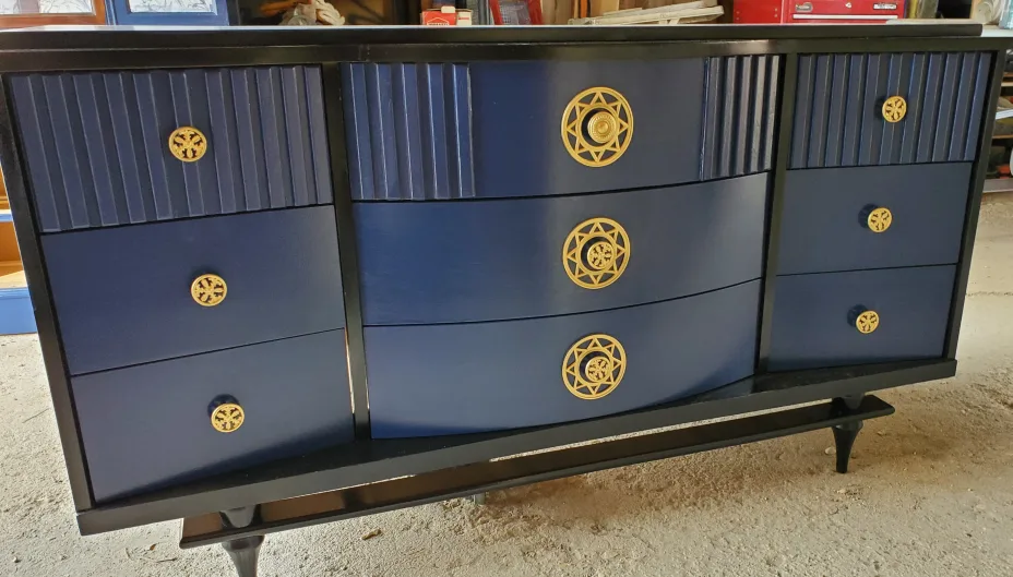 Viscol Dresser - 54 x 20 x 30 inches image indicator(3)