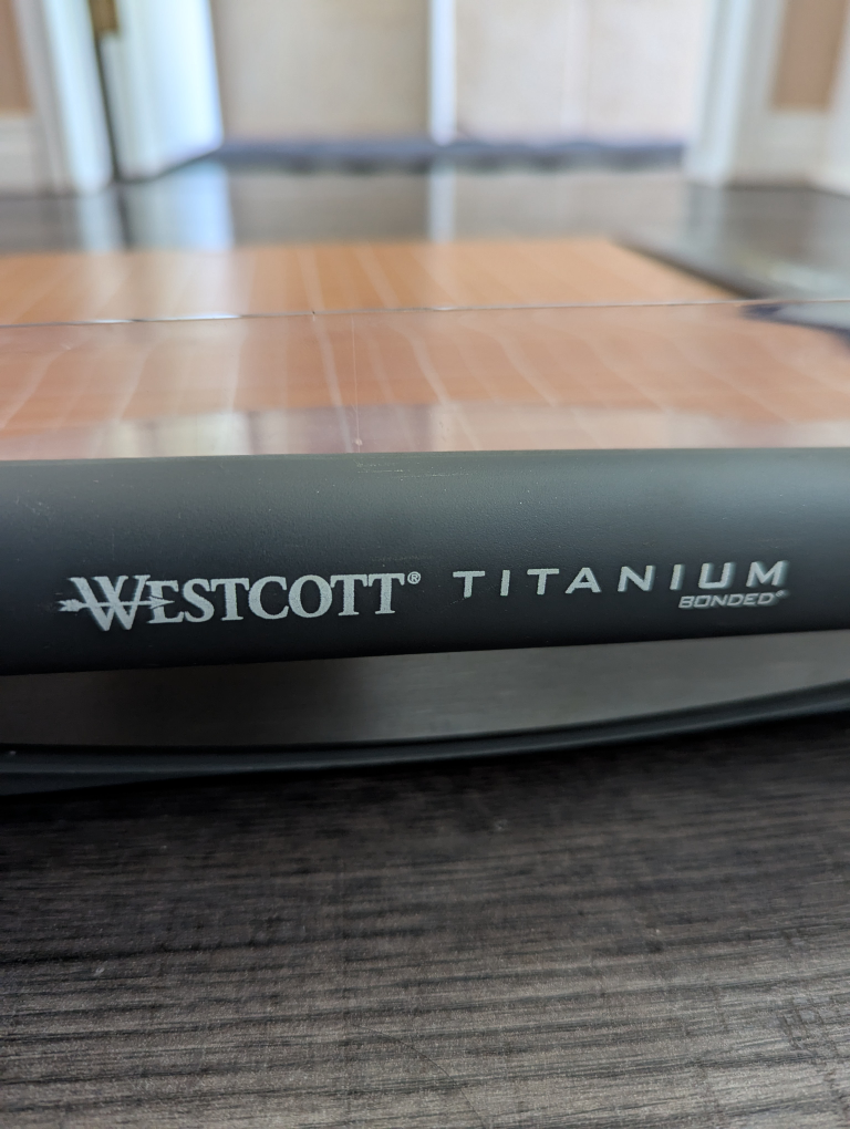 12" Westcott Titanium Trimmer - photo 4
