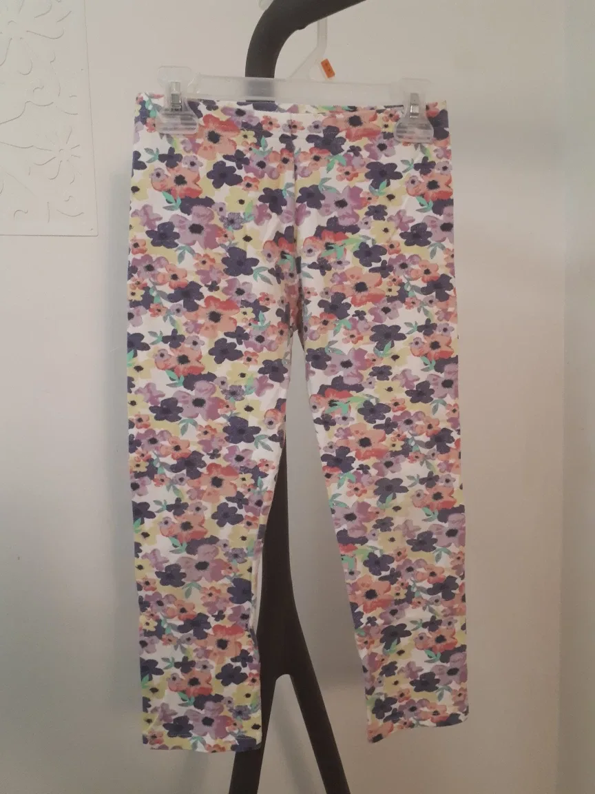 Girl's Dresses and T-shirts Bundle, Size L, 10-12 image indicator(8)