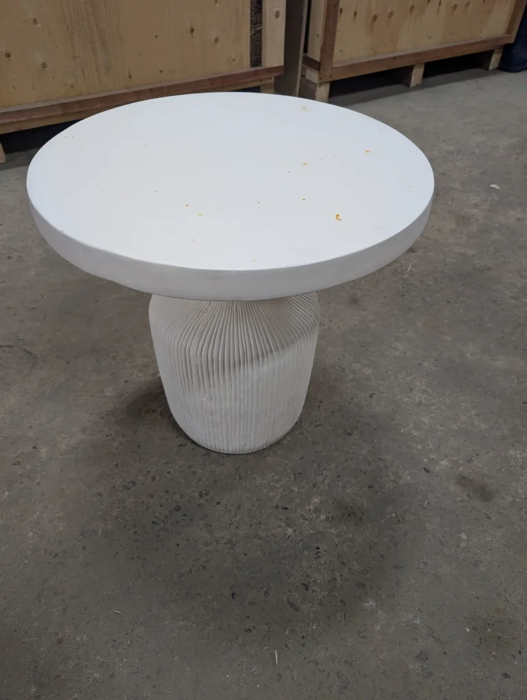White Round Side Table thumbnail