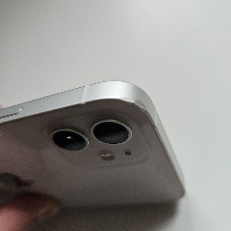 iPhone 12 - 64GB