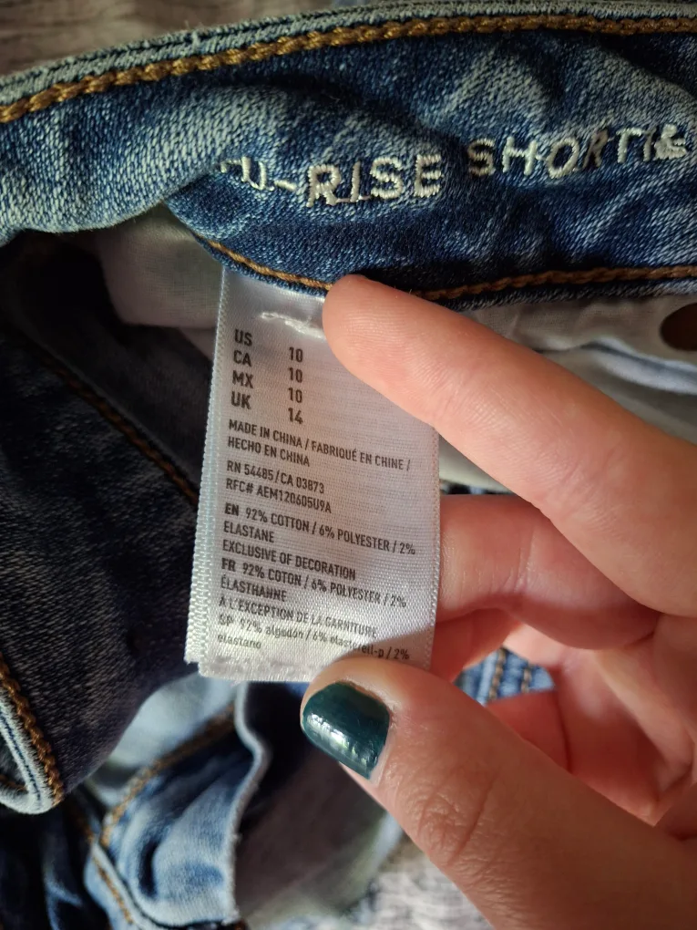 American Eagle Denim Shorts image indicator(3)