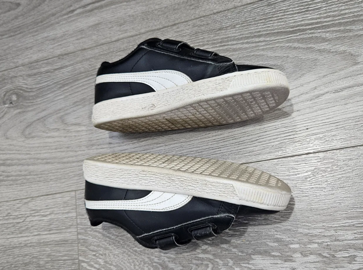 Puma Black Sneakers with Velcro Straps - Size 3 image indicator(4)