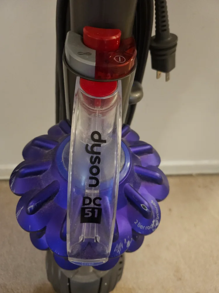 Dyson DC51 Upright Vacuum Cleaner image indicator(3)