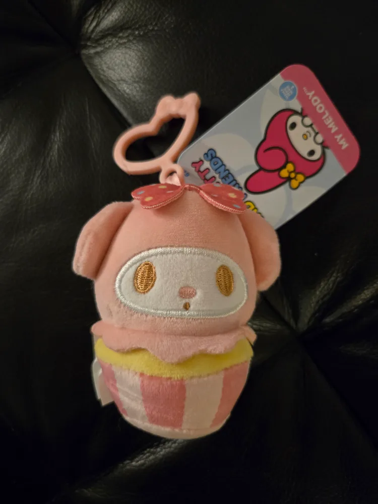 My Melody Cupcake Plush Keychain thumbnail