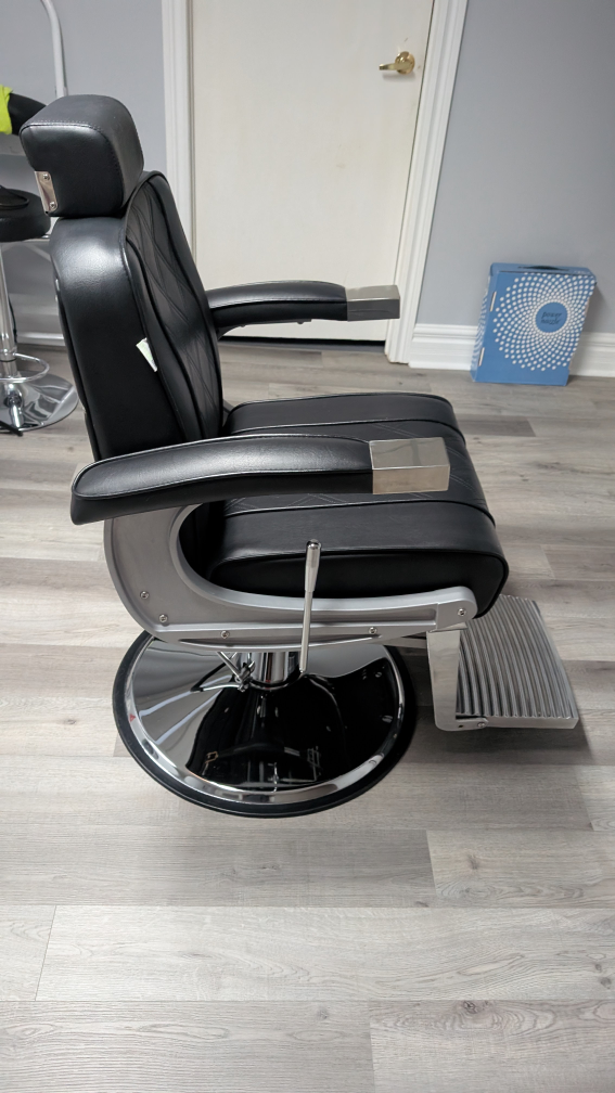 Black Barber Chair - photo 2
