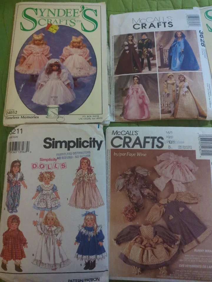 #freecycle Vintage Doll Clothes Sewing Patterns Bundle thumbnail