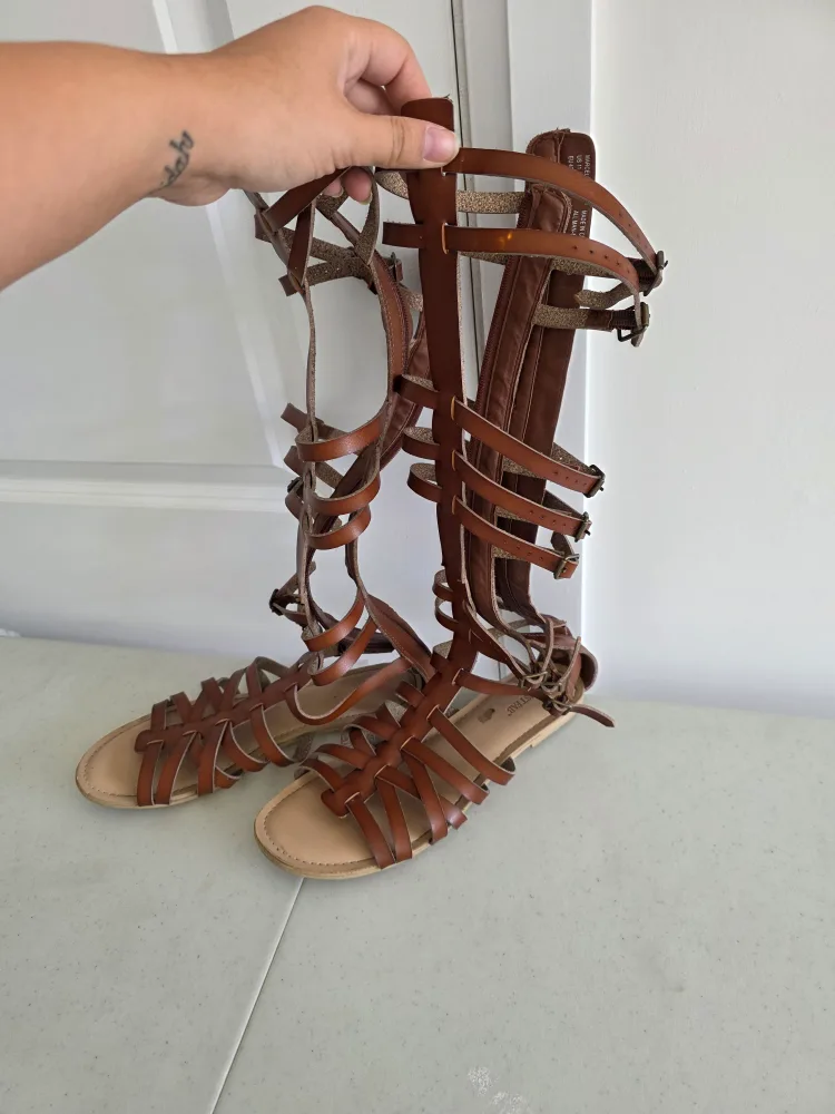 gladiator sandals thumbnail