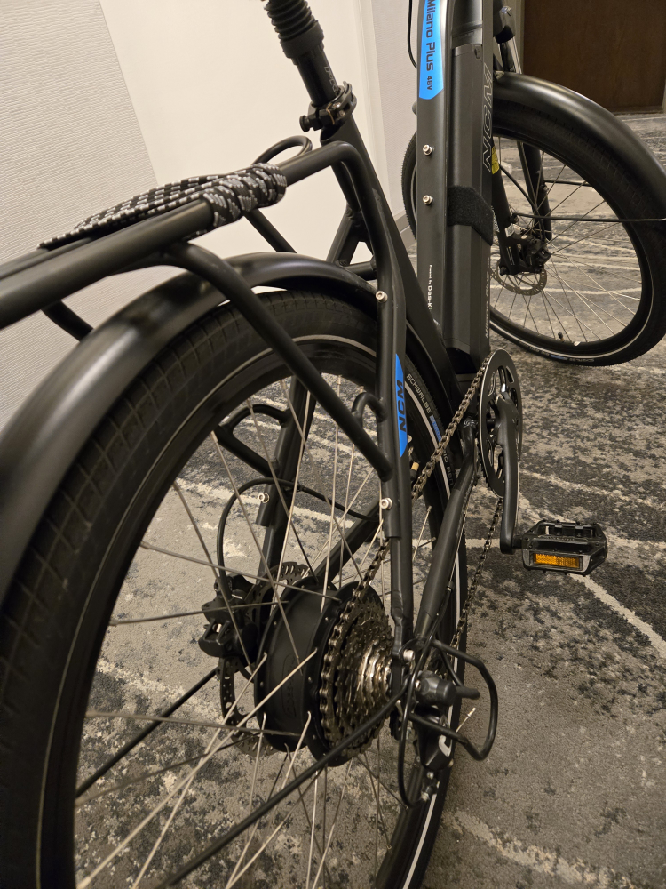 NCM Milano Plus E-bike - photo 3