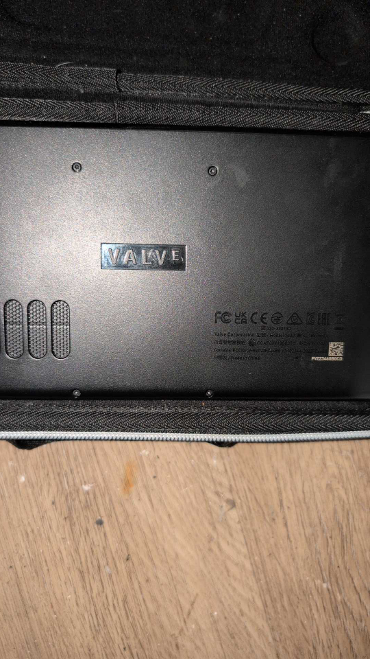 Valve Steam Deck Handheld Console - photo 3