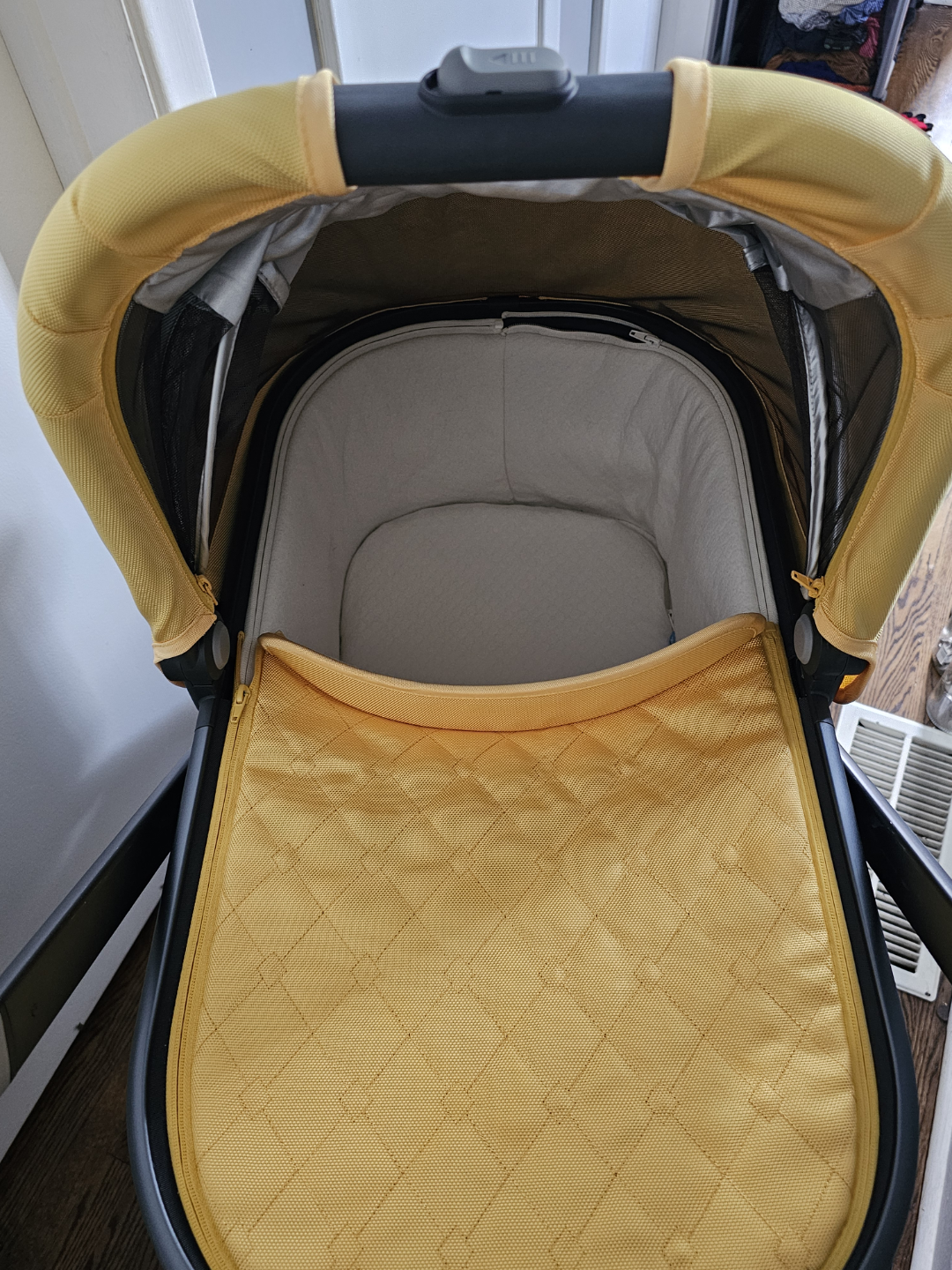 Yellow UPPAbaby Vista Stroller - photo 4