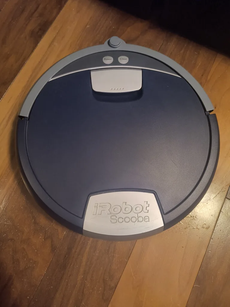 iRobot Scooba floor washing robot thumbnail