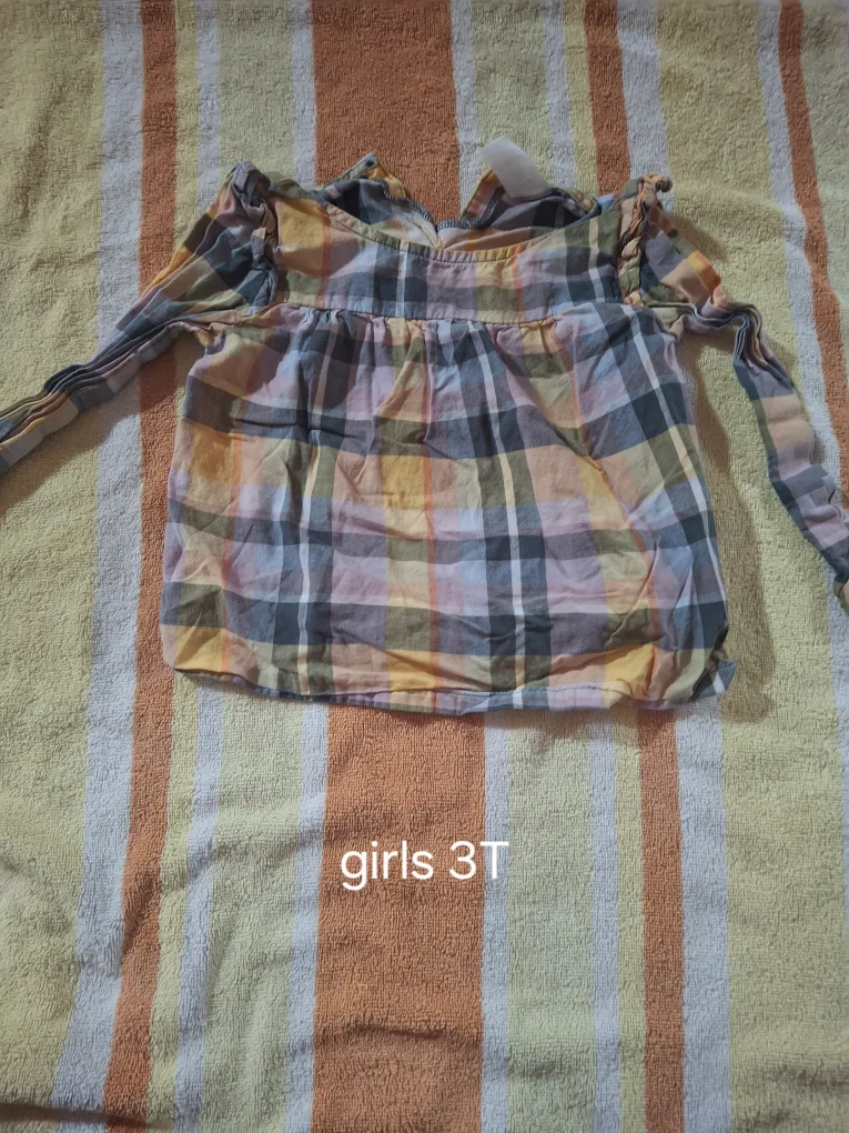 Girls' Plaid Top Size 3T thumbnail