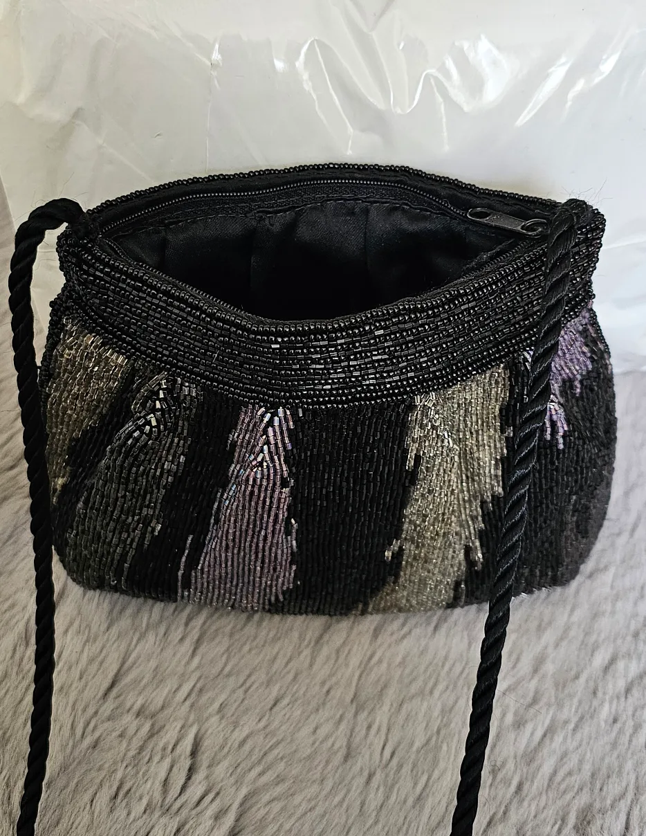 Kaiho Beaded Evening shoulders Bag thumbnail