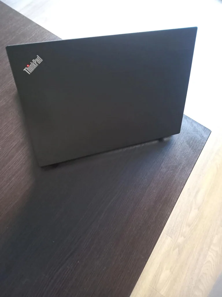 Lenovo ThinkPad T460 Laptop 16GB RAM INTEL i5 image indicator(7)