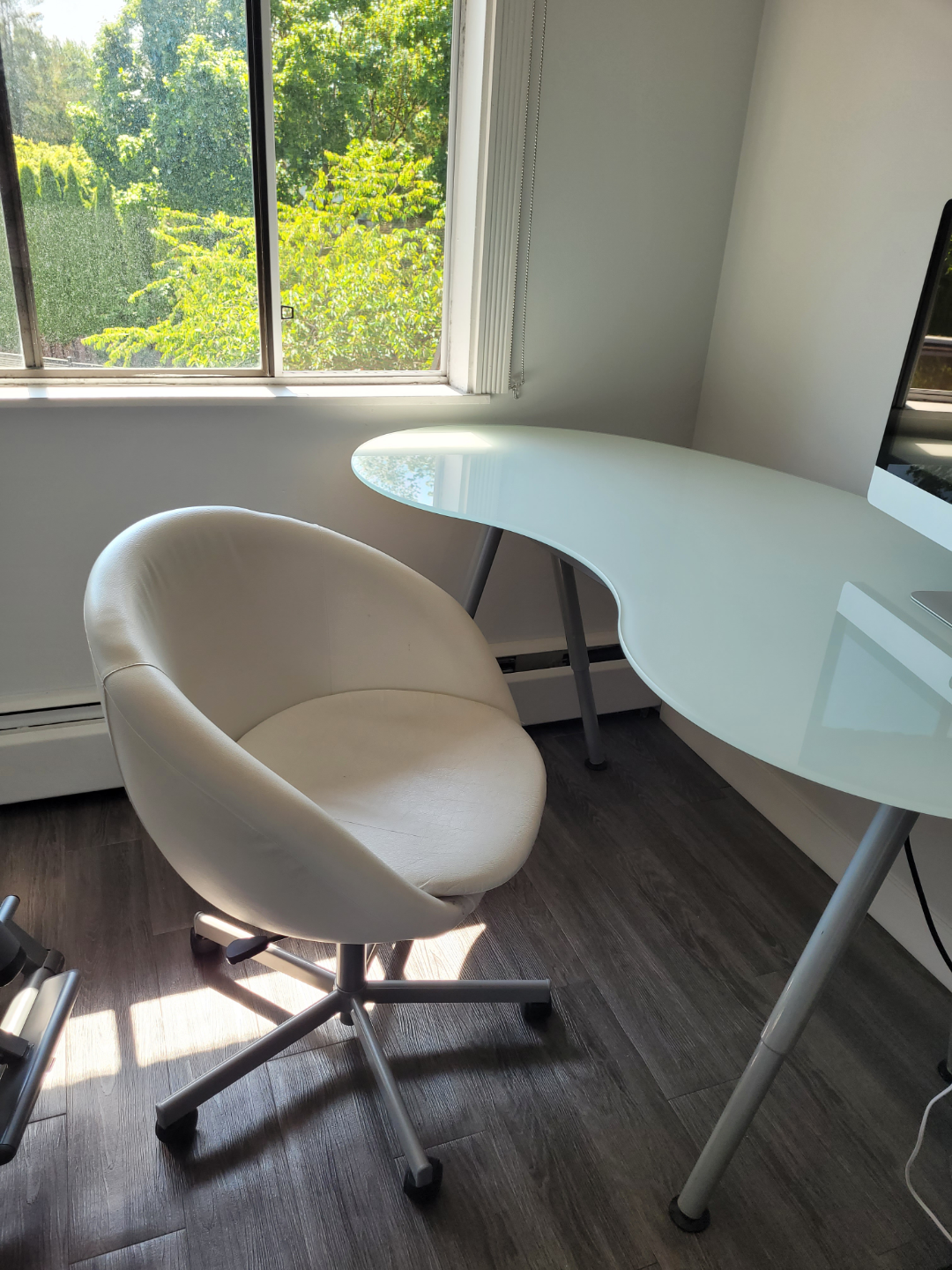 White Desk & Chair Set