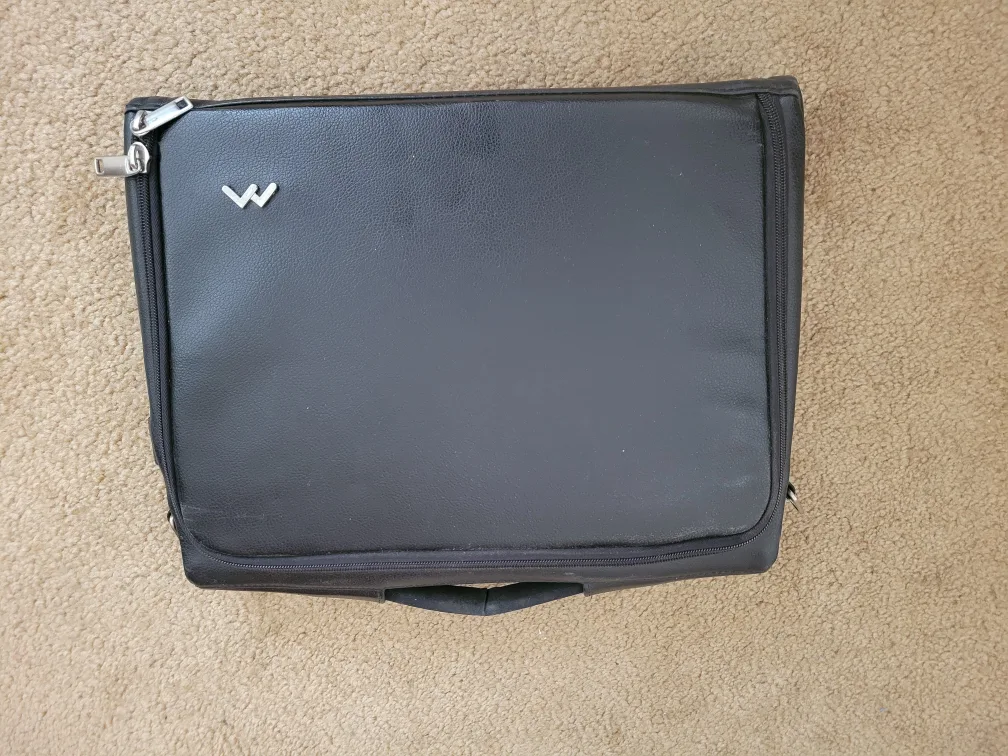 Brethaven Computer Black Portfolio Case thumbnail