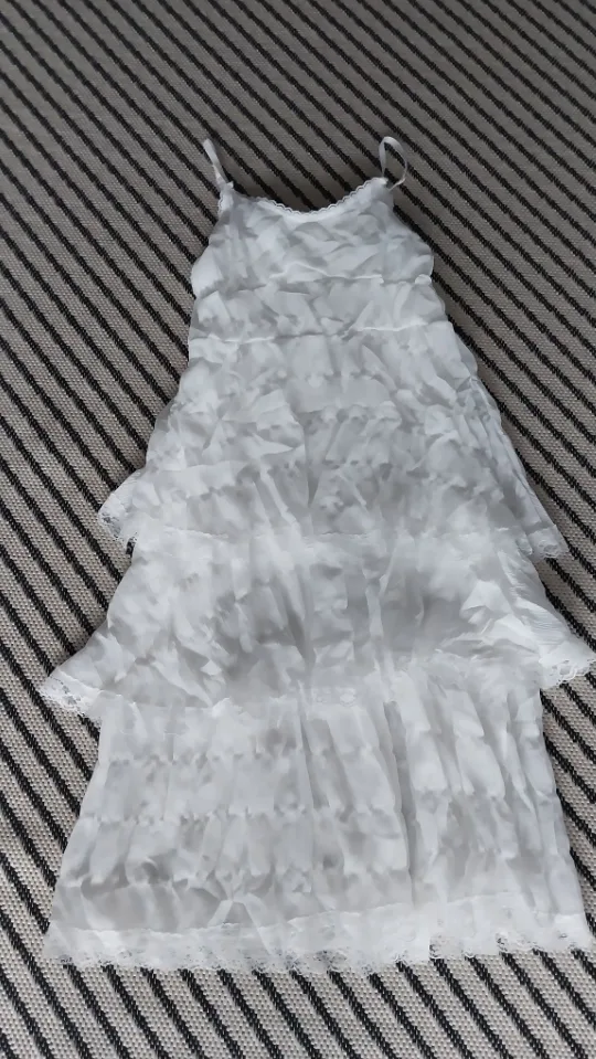 White Layered Dress image indicator(3)