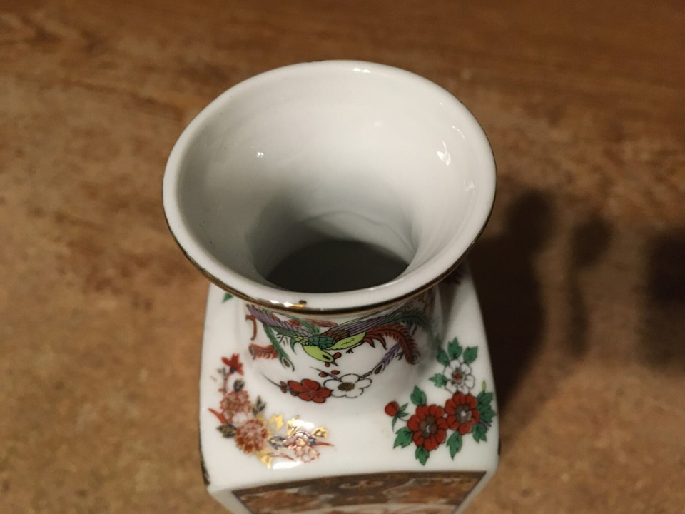 Decorative Japanese White Floral Vase bird wagon stage coach 8" - photo 5