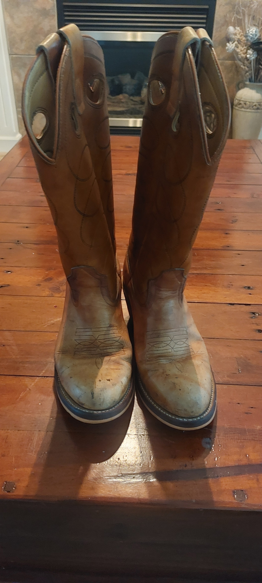 Women's Western Cowboy boots Sz 7 widel