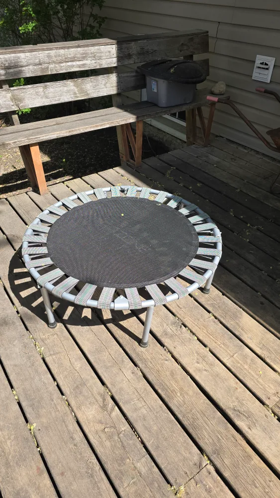 Small Trampoline for indoor or outdoor use thumbnail