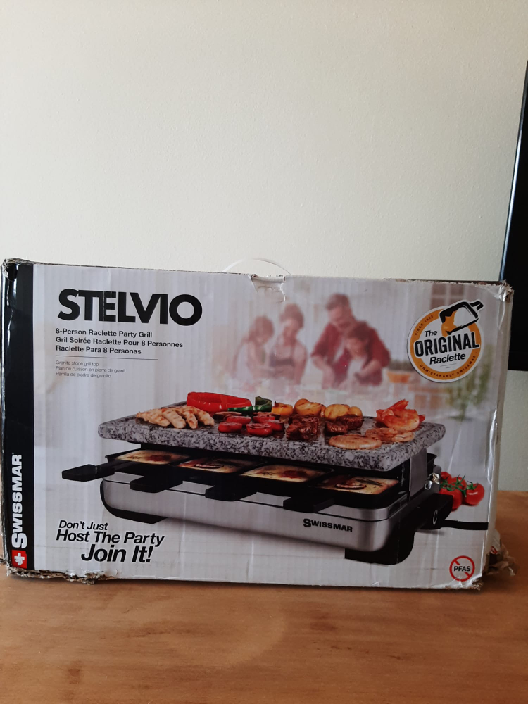 New Swissmar Stelvio 8-Person Raclette Party Grill