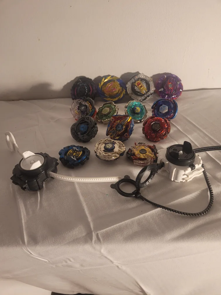 Mixed Lot of Beyblades and Launchers thumbnail
