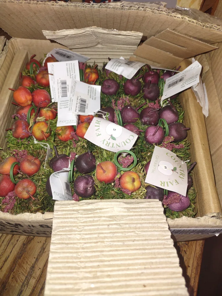 Decorative Mini Fruit Baskets for sale image indicator(3)