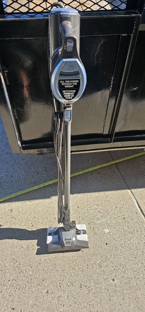 Shark Rocket Vacuum - photo 3