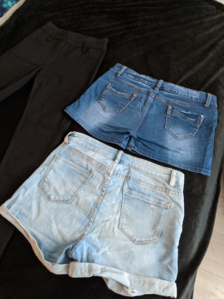 Bundle: Black Pants & Denim Shorts - photo 2