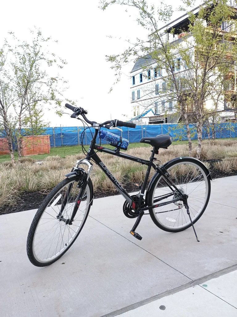 28" Excellent condition SUPERCYCLE Bike image indicator(3)