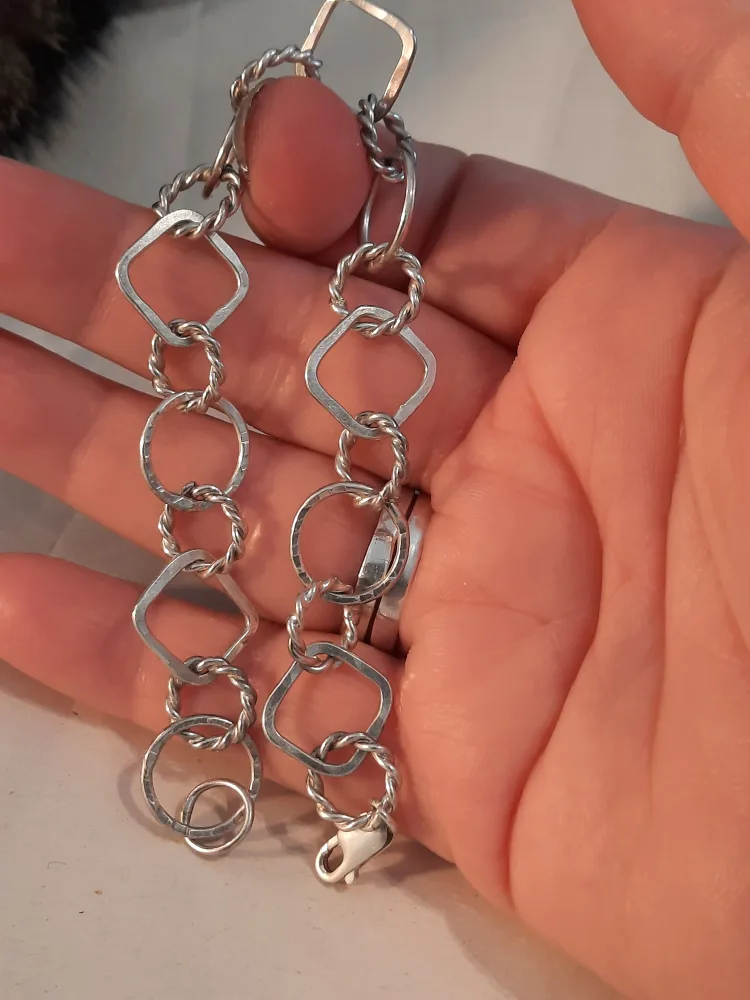 Sterling Silver Chain Bracelet & Earrings Set image indicator(2)