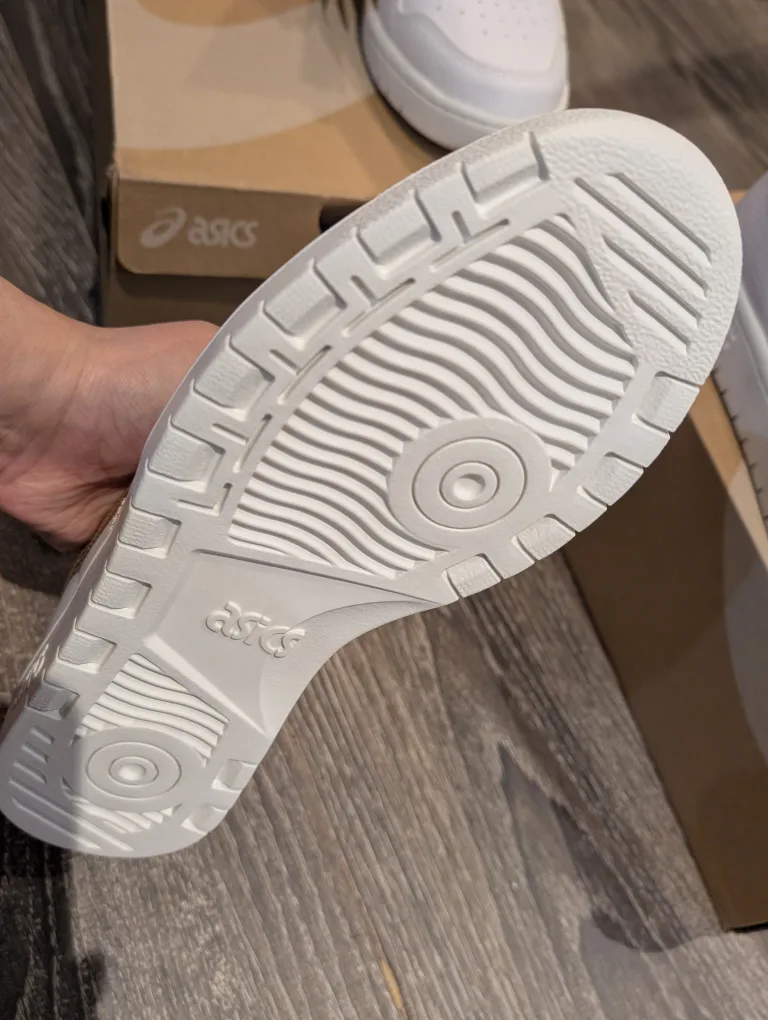 BNIB, Asics Japan S Sneakers, size 8 and 9 womens image indicator(4)