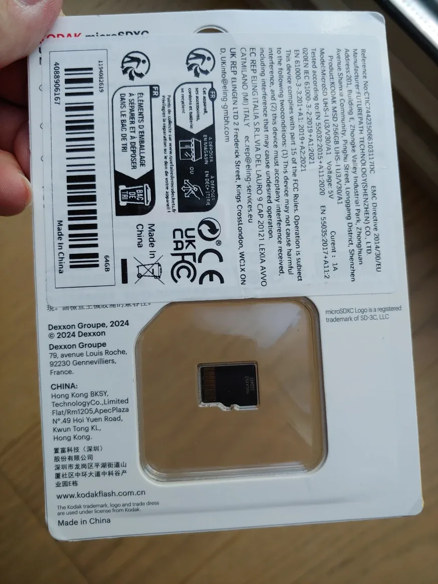 MicroSD card 64G, Brand New image indicator(3)
