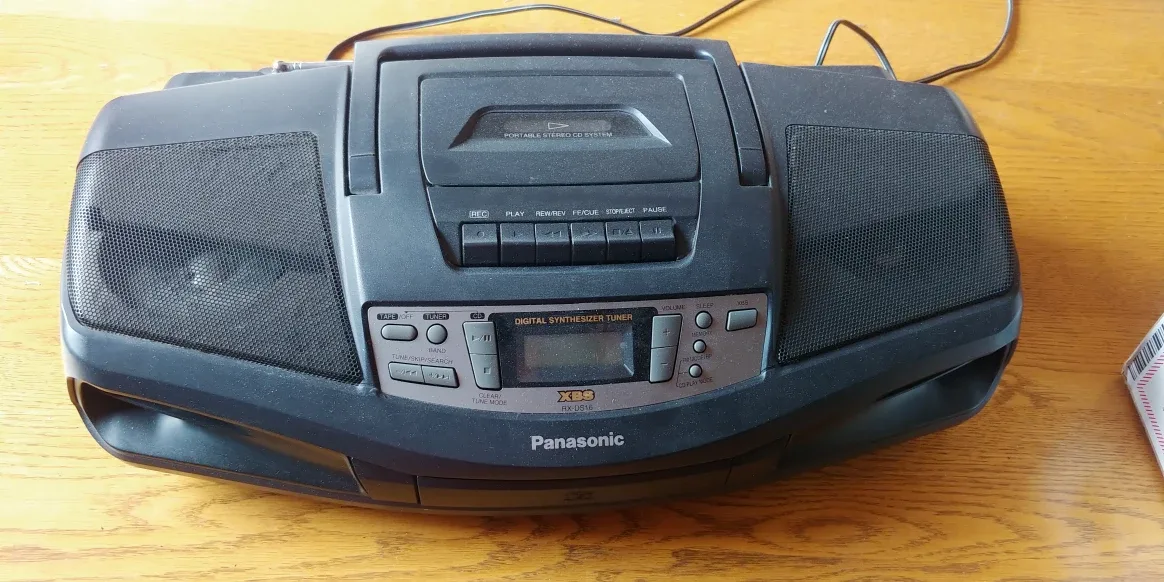 Panasonic Boombox with CD Player thumbnail