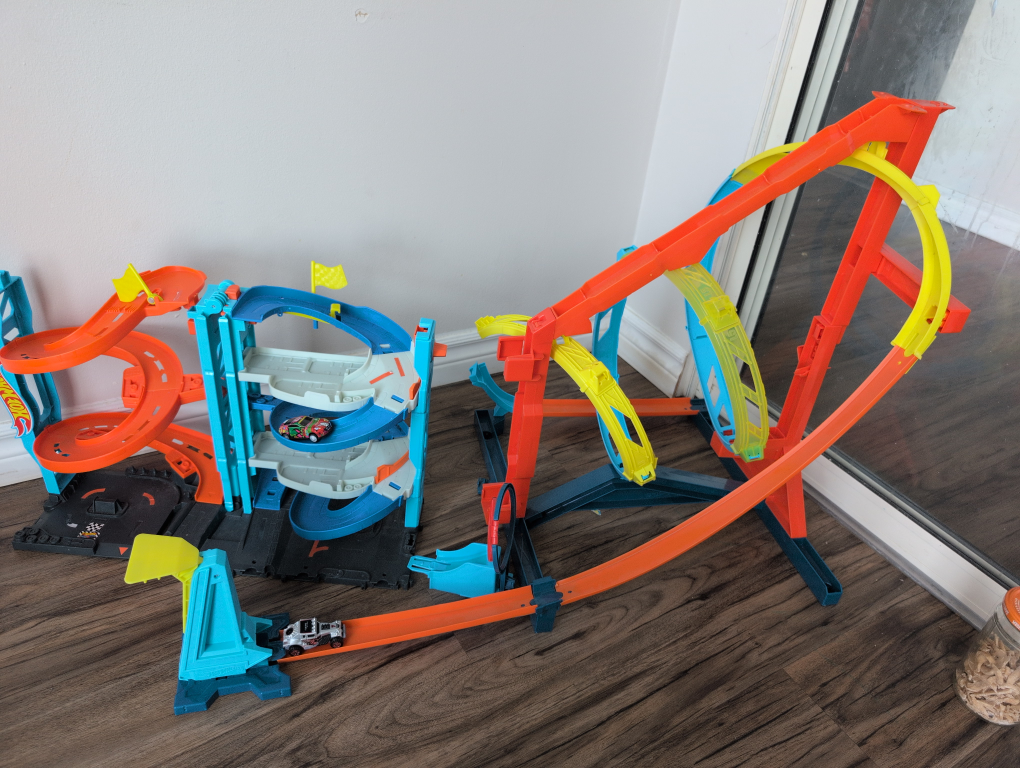 2 set of Hot Wheels Ultimate Garage Playset - photo 3