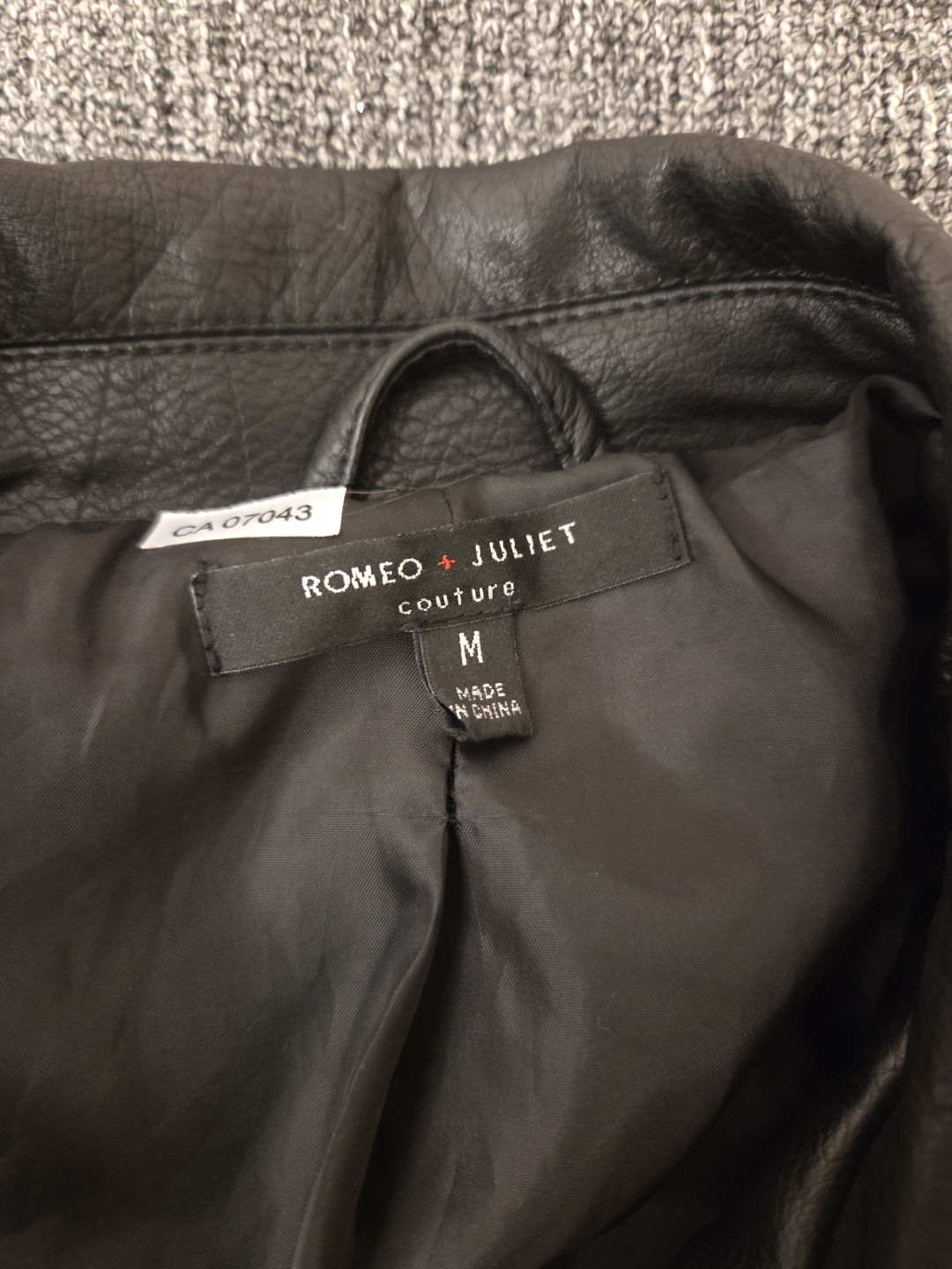 Black Star Studded Jacket - Size M - photo 3