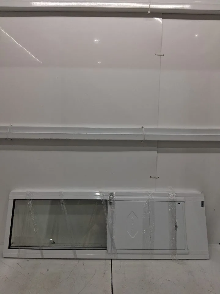 VEVOR Dog Door for Sliding Glass Door - 75 7/8" to 80 11/16" - W image indicator(4)