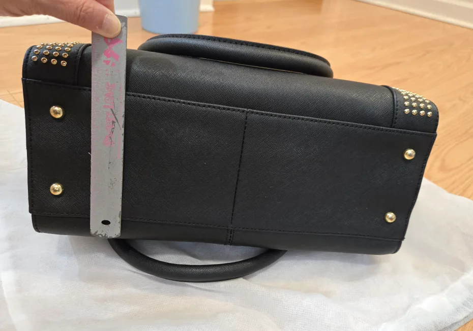 Calvin Klein Tote image indicator(3)