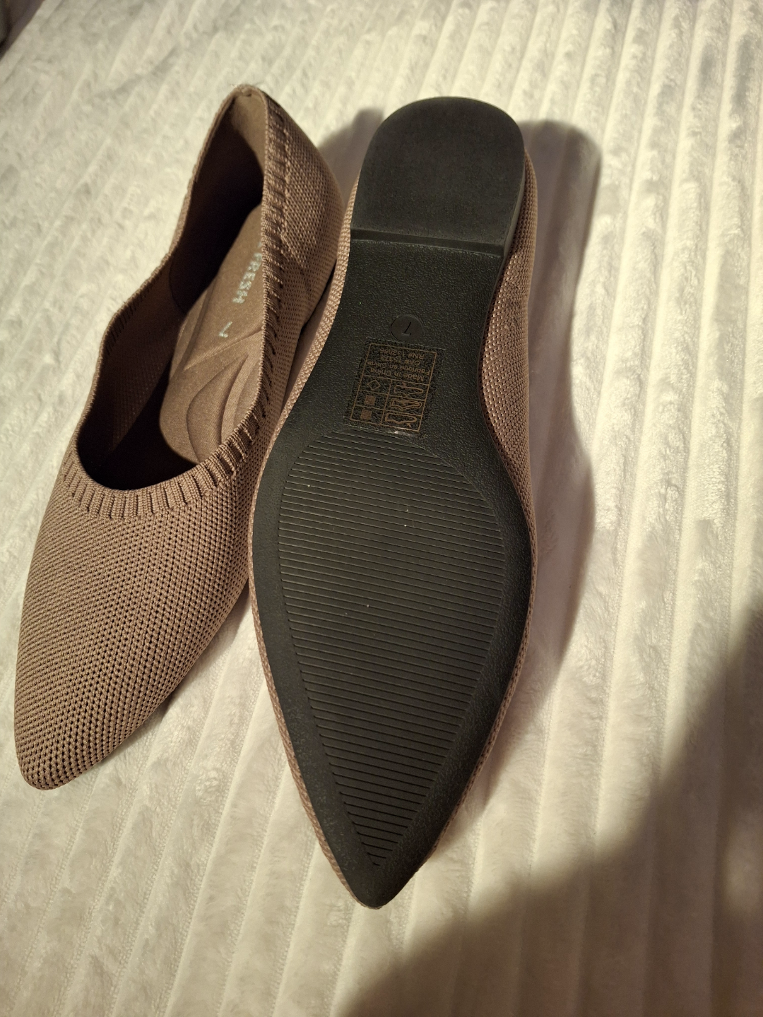Joe Fresh Knit Flats - photo 4