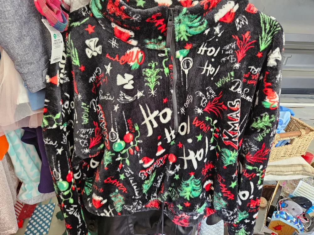 Love + Joy Holiday Fleece Pullover - Size L