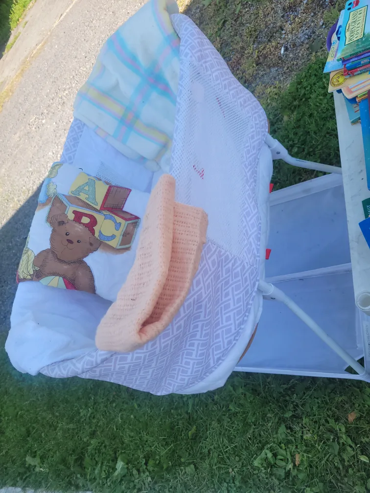 Baby Bassinet with Soft Bedding