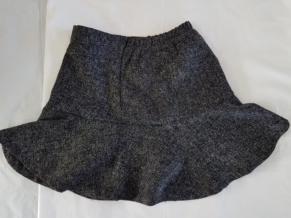 Love Grey Ruffle Skirt image indicator(2)