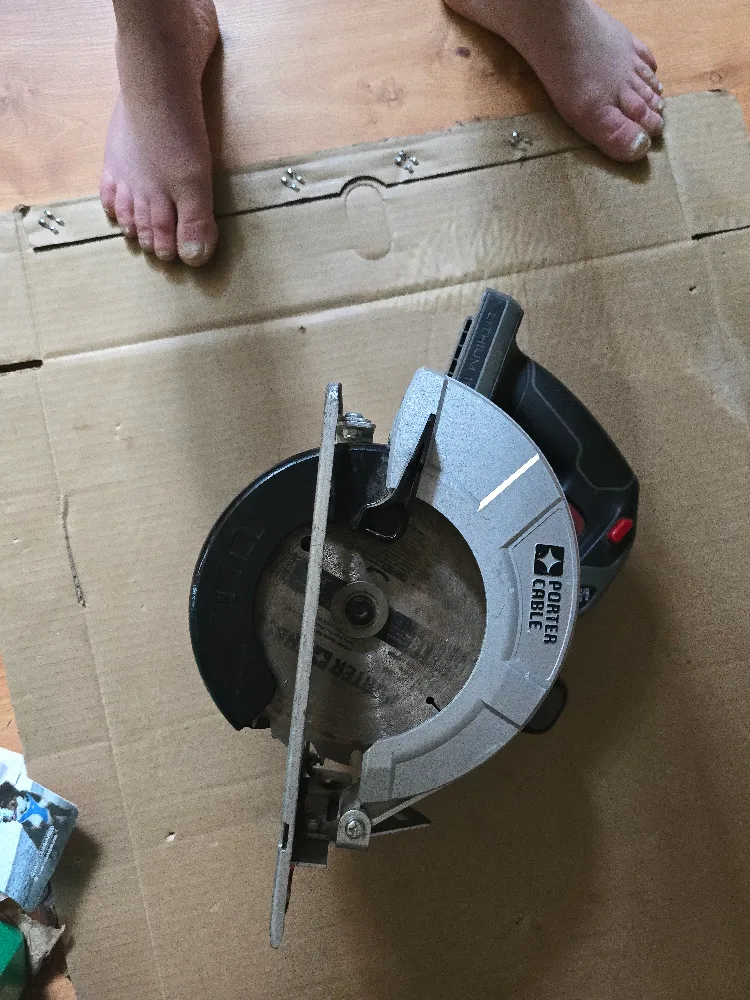 Porter Cable Circular Saw NO BATTERY image indicator(2)