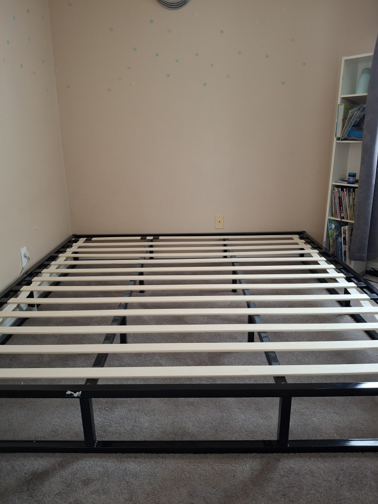 Metal Bed Frame - photo 3